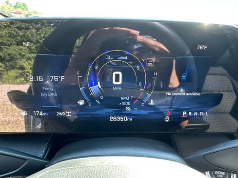 Certified 2025 Chevrolet Equinox LT w/ Safety and Technology Package AWD/4WD image 24