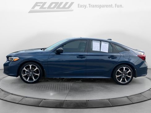 Certified 2025 Honda Civic Sport Touring image 4
