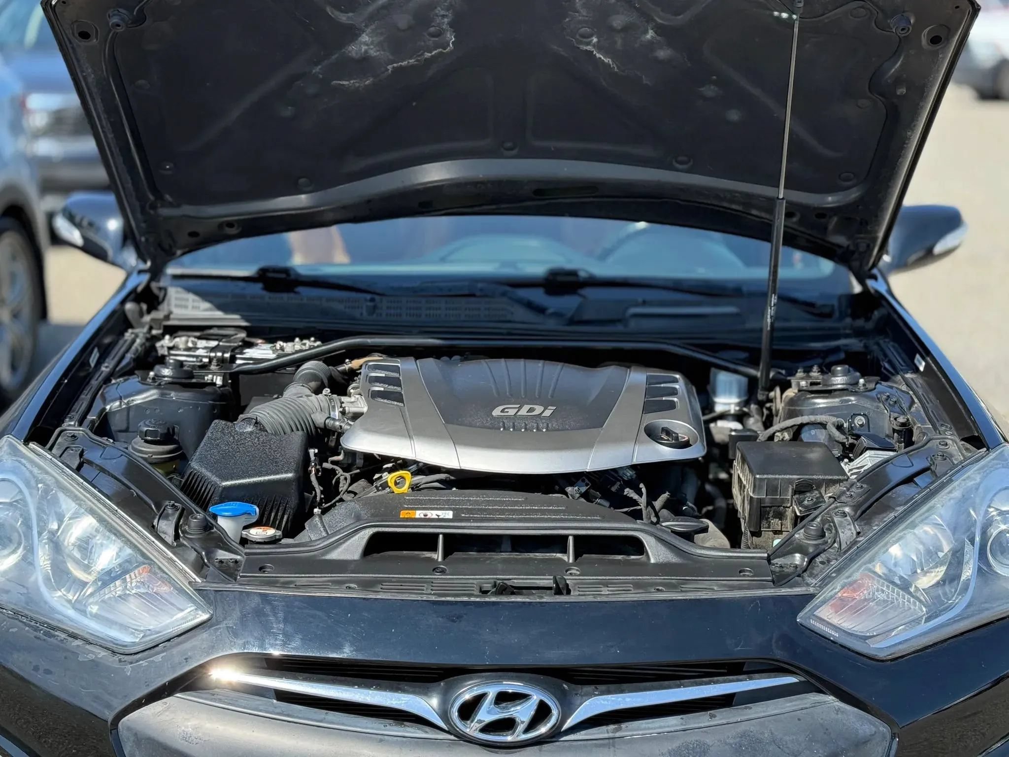 Used 2013 Hyundai Genesis 3.8 RWD image 29