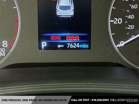 Used 2024 Toyota Corolla Cross LE w/ Moonroof Package AWD/4WD image 12