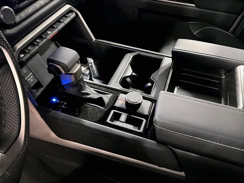 New 2026 Toyota Tundra Limited AWD/4WD image 7