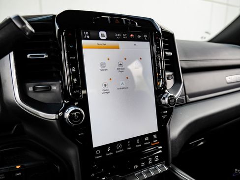 Used 2022 RAM 3500 Laramie w/ Night Edition image 76