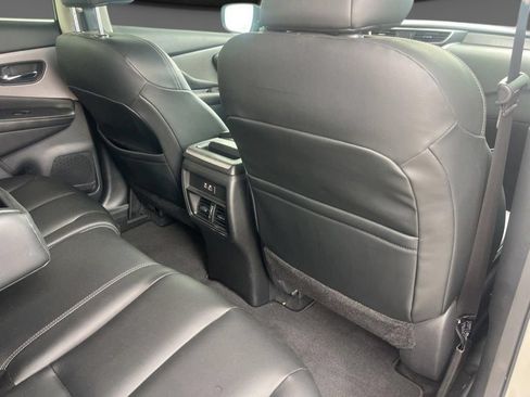 Used 2022 Nissan Murano SV FWD image 26
