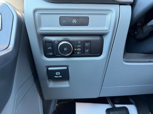 Used 2025 Ford F150 XLT w/ Equipment Group 301A Standard AWD/4WD image 22