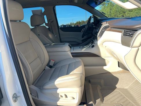 Used 2019 GMC Yukon Denali w/ Denali Ultimate Package image 26