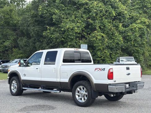 Used 2016 Ford F250 Lariat w/ Lariat Ultimate Package AWD/4WD image 3