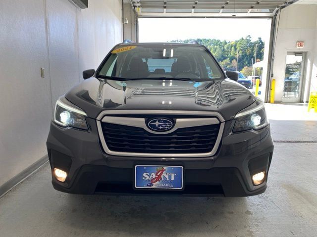 Used 2021 Subaru Forester Premium AWD/4WD image 4