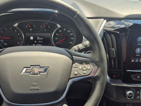 Used 2023 Chevrolet Traverse RS w/ LPO, Floor Liner Package AWD/4WD image 7