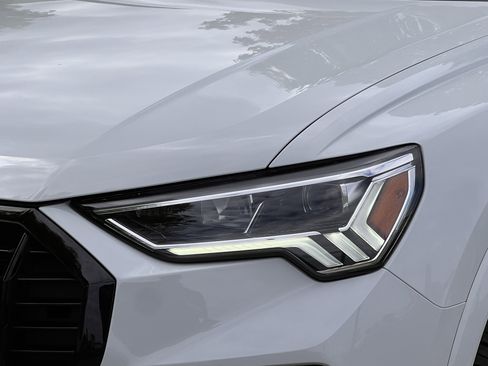 Used 2023 Audi Q3 2.0T Premium Plus w/ Premium Plus Package image 7