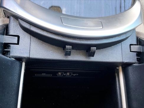Used 2019 Mercedes-Benz GLC 300 image 31