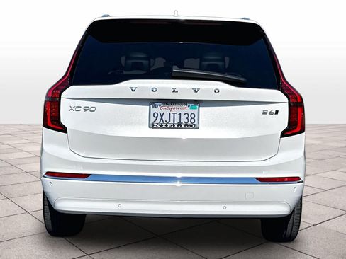 Used 2026 Volvo XC90 B6 Plus w/ Protection Package Premier AWD/4WD image 7