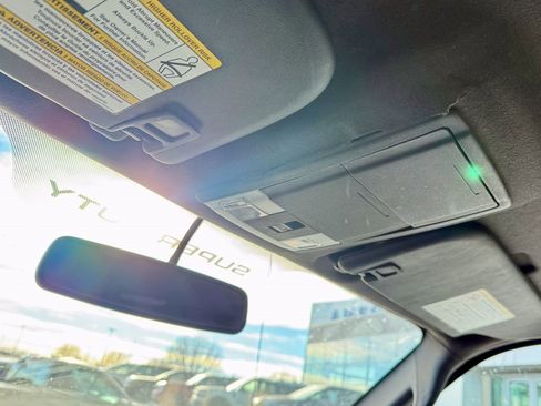 Used 2013 Ford F350 Lariat w/ Lariat Interior Pkg image 21