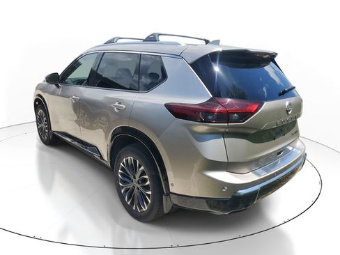Certified 2025 Nissan Rogue Platinum FWD image 5