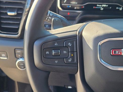 Used 2025 GMC Sierra 1500 AT4 w/ AT4 Premium Package image 32