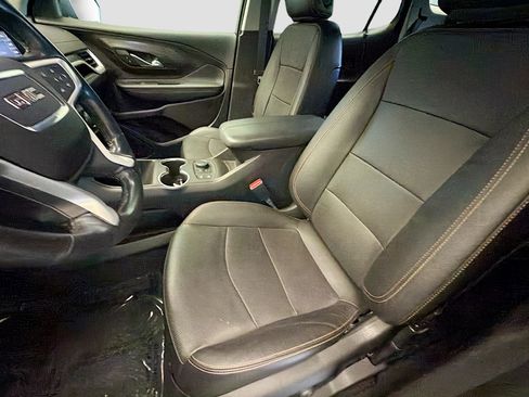 Used 2020 GMC Terrain SLT w/ Preferred Package image 11