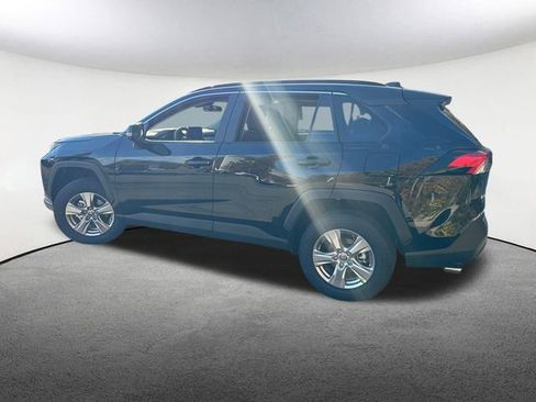 New 2025 Toyota RAV4 XLE image 7