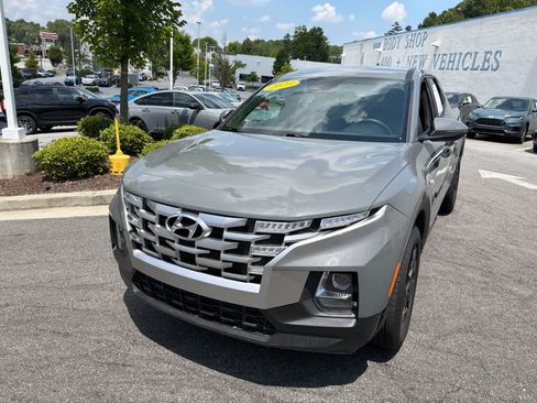 Used 2023 Hyundai Santa Cruz SEL w/ Cargo Package AWD/4WD image 4