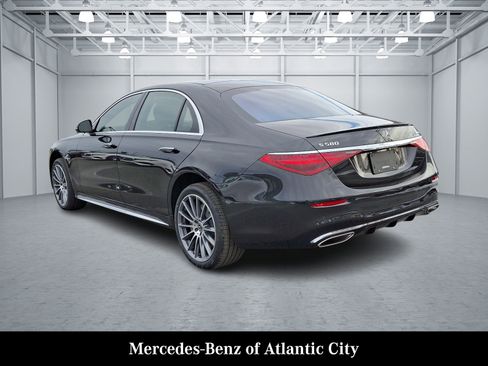 New 2025 Mercedes-Benz S 580 4MATIC Sedan image 3