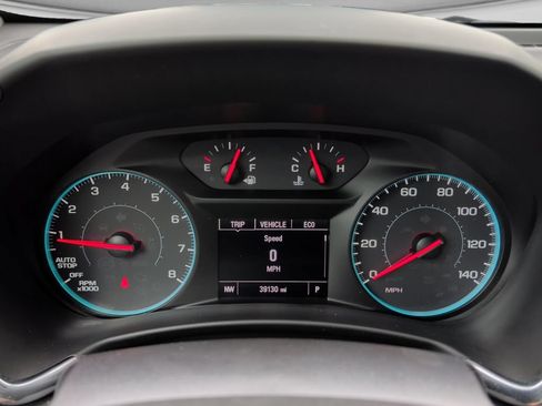 Used 2018 Chevrolet Equinox LT AWD/4WD image 10
