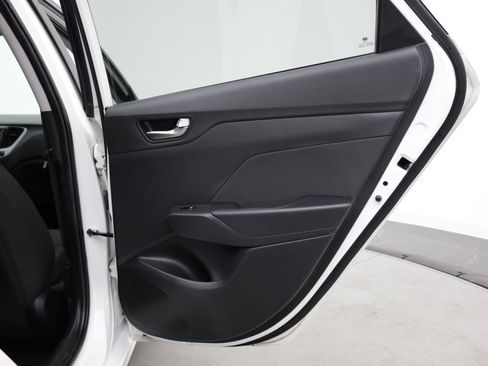 Used 2022 Hyundai Accent SEL FWD image 30
