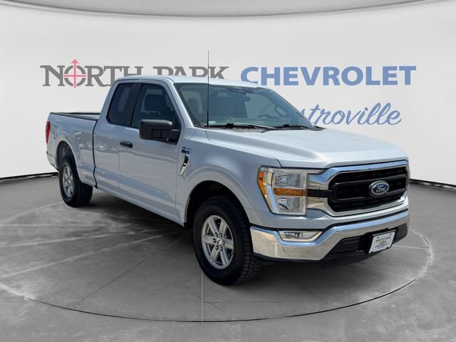 Used 2022 Ford F150 XLT RWD image 1