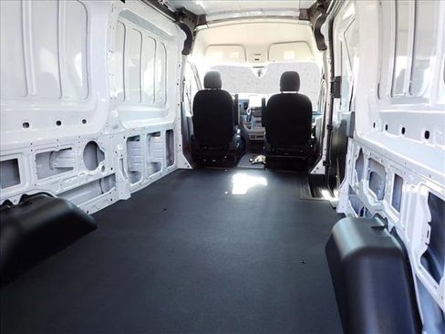 New 2026 Ford Transit 250 148 Medium Roof Extended AWD image 9