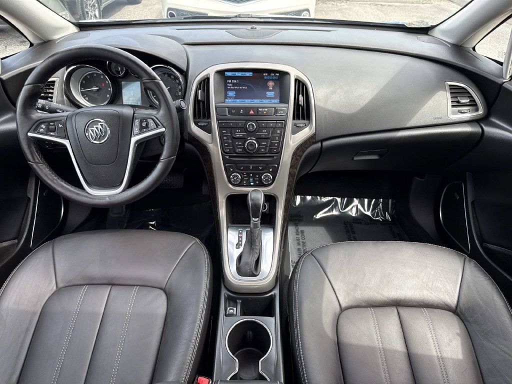 Used 2016 Buick Verano Leather w/ Driver Confidence Package FWD image 18