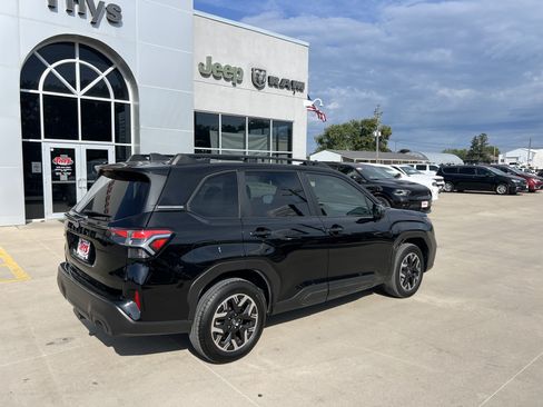 Used 2025 Subaru Forester Premium AWD/4WD image 70