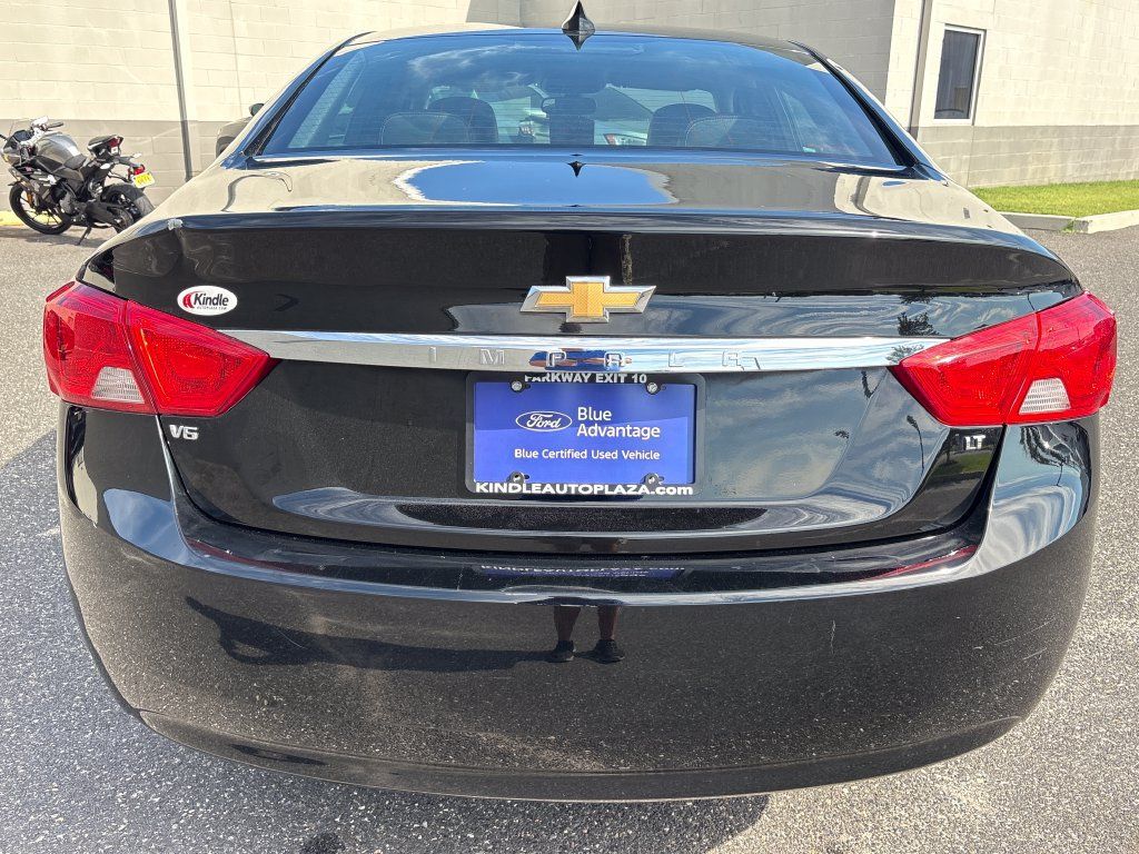 Used 2018 Chevrolet Impala LT w/ LT Leather Package FWD image 24