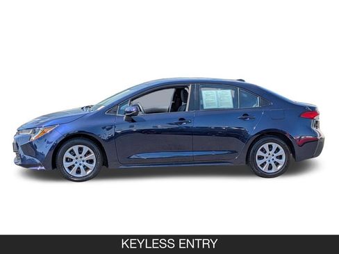 Used 2024 Toyota Corolla LE FWD image 5