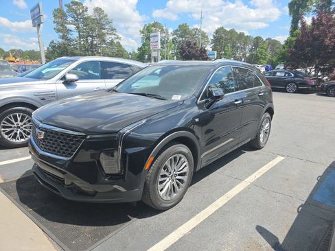 Used 2025 Cadillac XT4 Premium Luxury AWD/4WD image 1