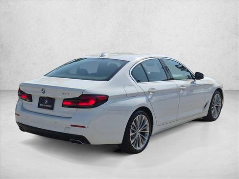 Used 2023 BMW 540i w/ Premium Package RWD image 5
