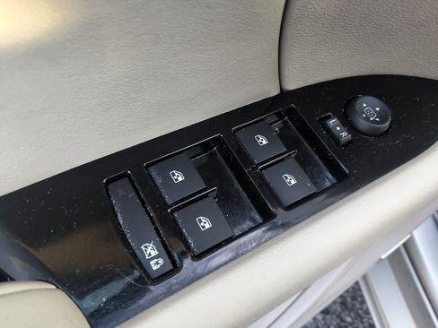 Used 2014 Cadillac XTS Luxury FWD image 27