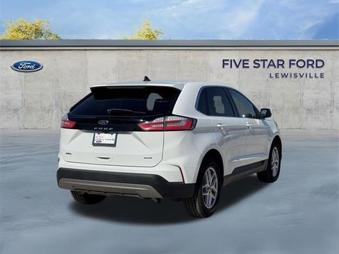 Certified 2024 Ford Edge SEL image 4