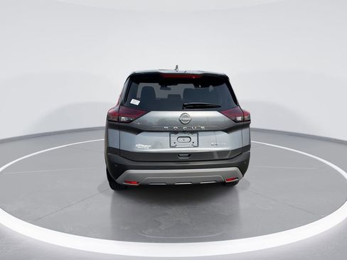 Used 2023 Nissan Rogue SV image 7