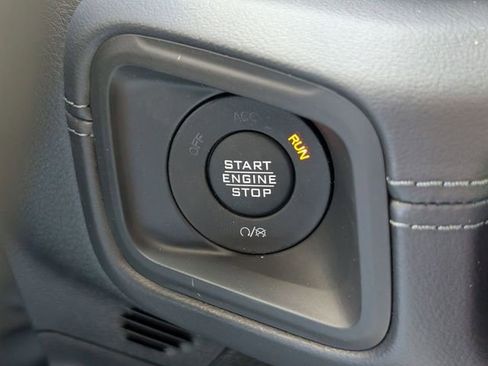 New 2026 Jeep Wrangler Unlimited Rubicon AWD/4WD image 21