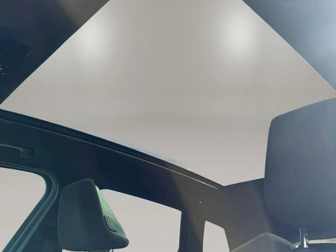 Used 2025 BMW X3 xDrive30i w/ Premium Package image 15