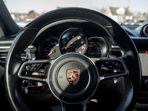 Used 2019 Porsche Macan Sport Edition image 22