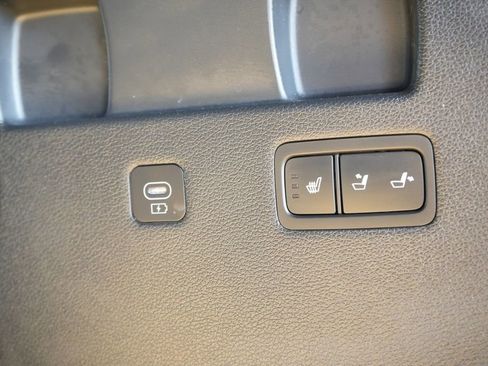 Used 2025 Hyundai Palisade Calligraphy image 12