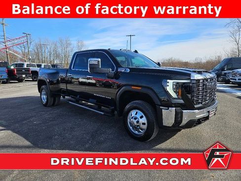 Used 2025 GMC Sierra 3500 SLT w/ SLT Premium Package image 1