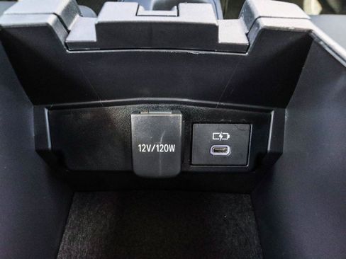 Used 2025 Toyota Corolla LE w/ LE Premium Package FWD image 31