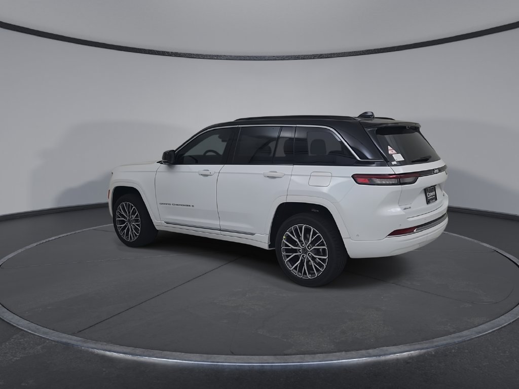 New 2027 Jeep Grand Cherokee Summit AWD/4WD image 10
