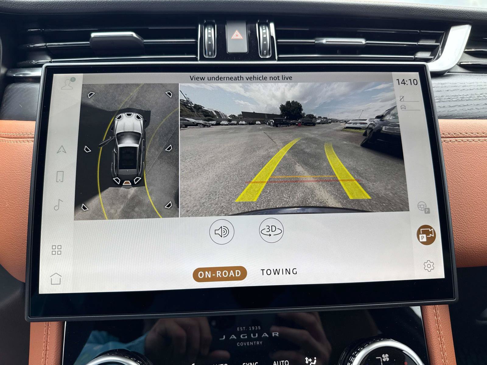 New 2026 Jaguar F-PACE R-Dynamic S AWD/4WD image 14