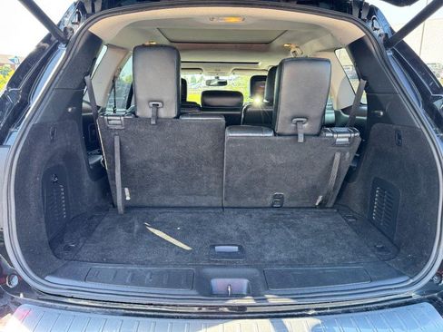 Used 2019 Nissan Pathfinder Platinum AWD/4WD image 6