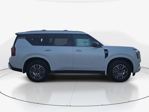 New 2026 Nissan Armada SL image 4