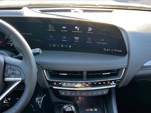 Used 2025 Cadillac CT5 V image 9