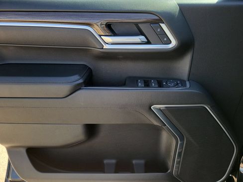 Used 2025 Chevrolet Silverado 1500 LT RWD image 21
