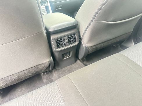 Used 2025 Toyota RAV4 XLE image 24