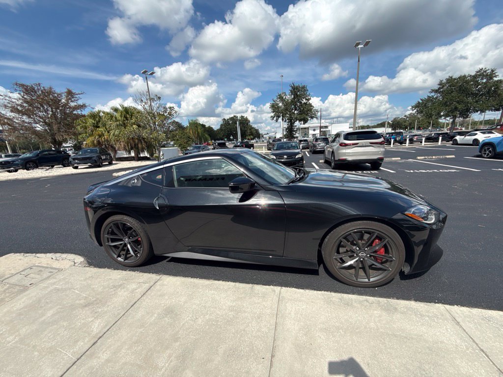 Used 2023 Nissan Z w/ Floor Mat Package (L93) RWD image 4