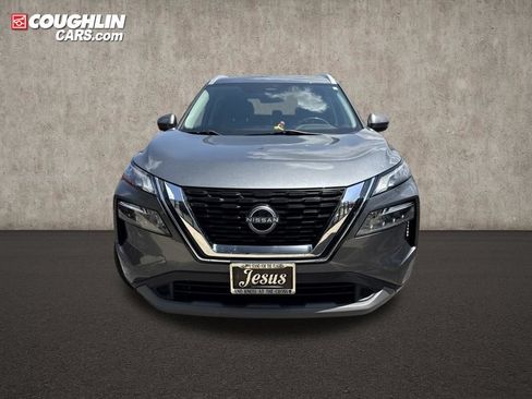 Used 2023 Nissan Rogue SV w/ SV Premium Package AWD/4WD image 3